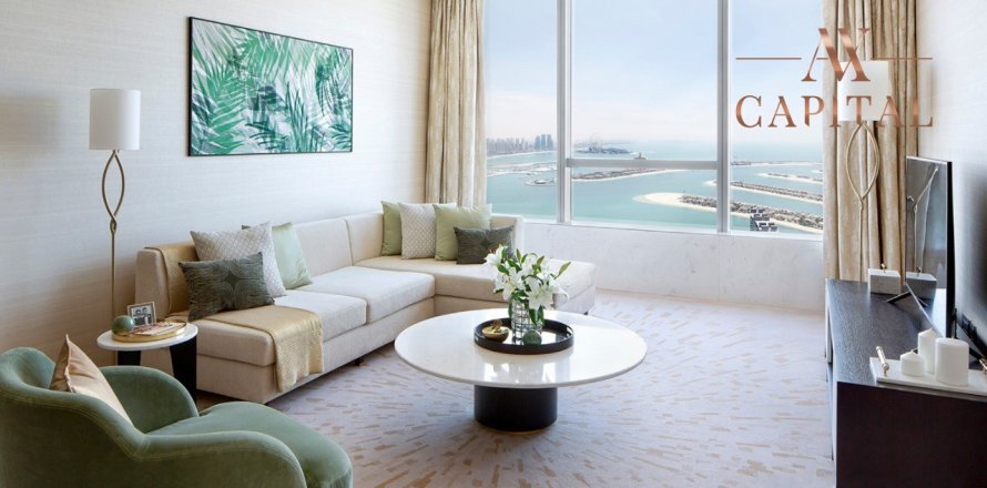 Apartment in Palm Jumeirah, Dubai, UAE 41 sq.m. № 555