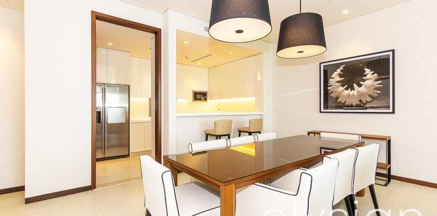 Apartment in The Hills, Dubai, UAE 2 bedrooms, 141.3 sq.m. № 7485