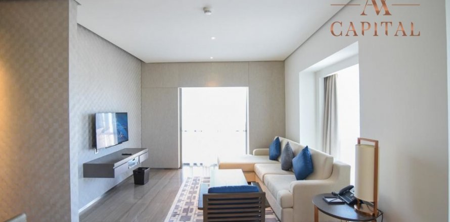 Apartment in Dubai Healthcare City, Dubai, UAE 1 bedroom, 105 sq.m. № 2696