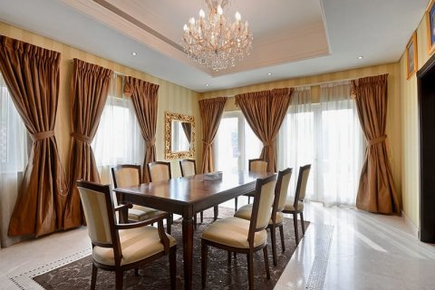 Villa in Al Furjan, Dubai, UAE 5 bedrooms, 604 sq.m. № 7877 - photo 2