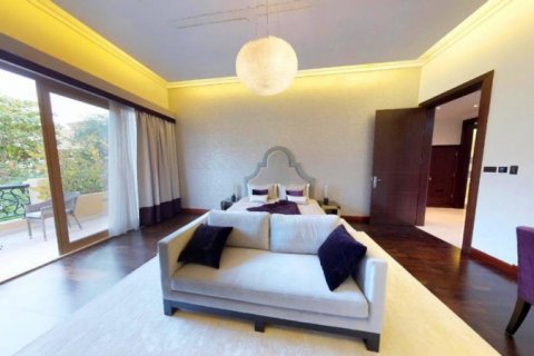 Villa in Al Barari, Dubai, UAE 7 bedrooms, 1009.67 sq.m. № 7756 - photo 10