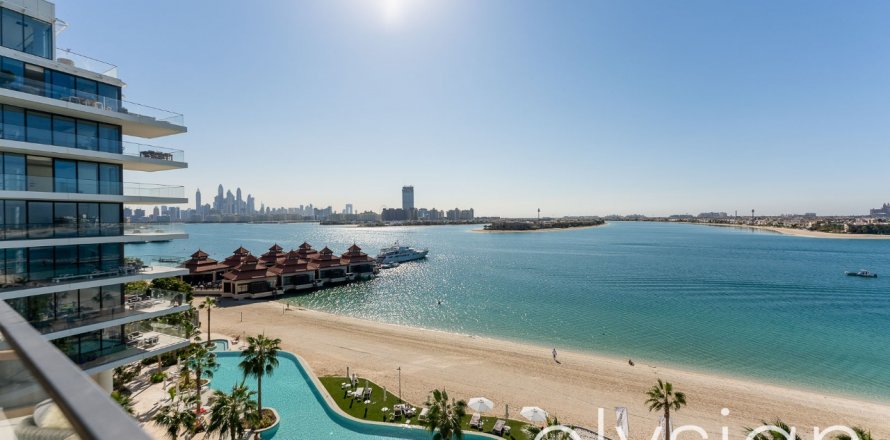 Apartment in Palm Jumeirah, Dubai, UAE 3 bedrooms, 273.3 sq.m. № 2539
