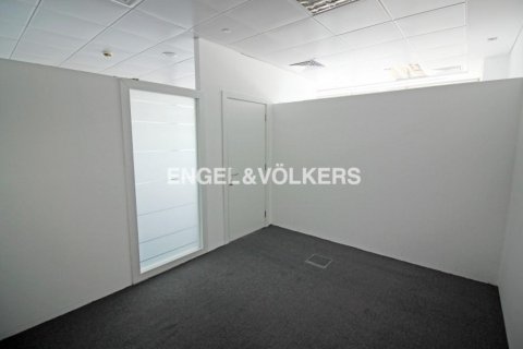 Office in DIFC, Dubai, UAE 89.65 sq.m. № 18327 - photo 9