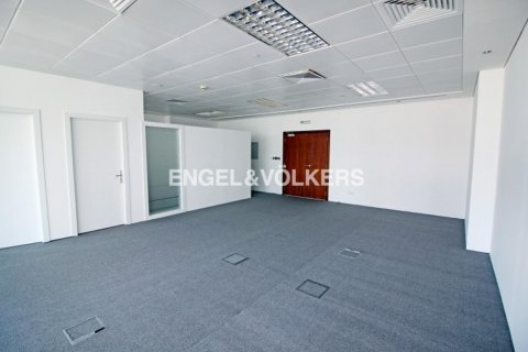 Office in DIFC, Dubai, UAE 89.65 sq.m. № 18327 - photo 8