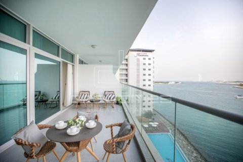 Apartment in AZURE RESIDENCES in Palm Jumeirah, Dubai, UAE 1 bedroom, 106.1 sq.m. № 21124 - photo 13
