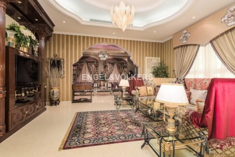 Villa in Al Barsha, Dubai, UAE 6 bedrooms, 1393.53 sq.m. № 19561 - photo 15