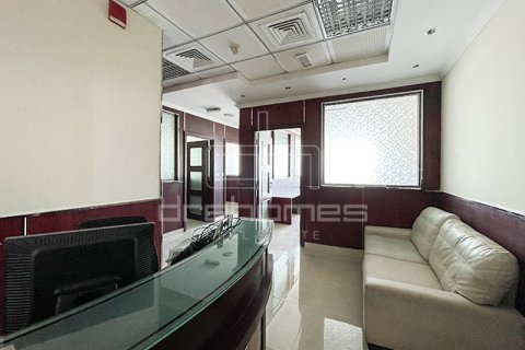 Office in Business Bay, Dubai, UAE 80.4 sq.m. № 21198 - photo 11