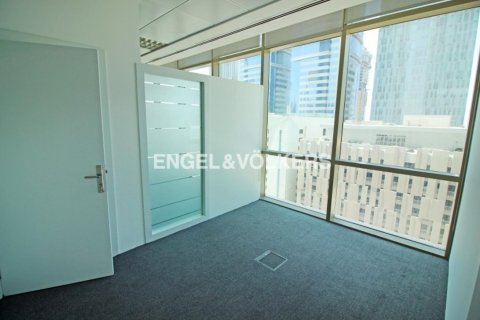 Office in DIFC, Dubai, UAE 89.65 sq.m. № 18327 - photo 4