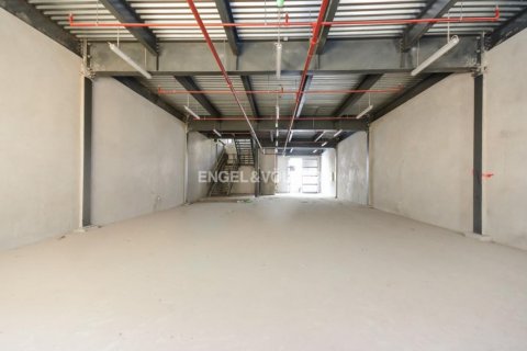 Warehouse in Al Quoz, Dubai, UAE 464.51 sq.m. № 18546 - photo 19