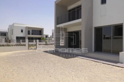 Villa in Dubai Hills Estate, UAE 5 bedrooms, 486 sq.m. № 21144 - photo 17
