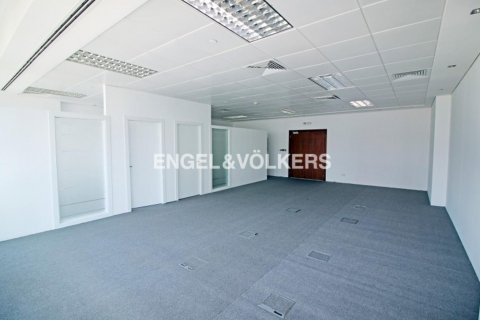 Office in DIFC, Dubai, UAE 89.65 sq.m. № 18327 - photo 7