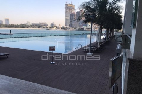 Apartment in AZURE RESIDENCES in Palm Jumeirah, Dubai, UAE 1 bedroom, 106.1 sq.m. № 21124 - photo 12