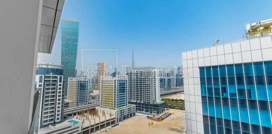 Apartment in Business Bay, Dubai, UAE 50.4 sq.m. № 25694