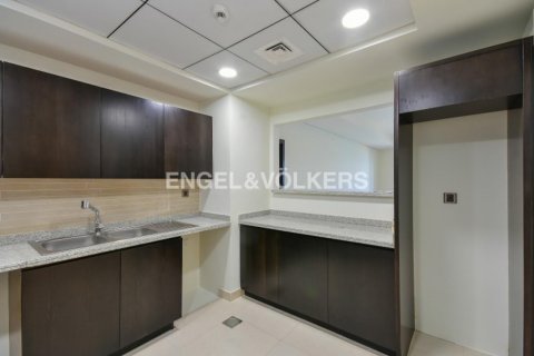 Apartment in BALQIS RESIDENCE in Palm Jumeirah, Dubai, UAE 2 bedrooms, 179.12 sq.m. № 22061 - photo 7