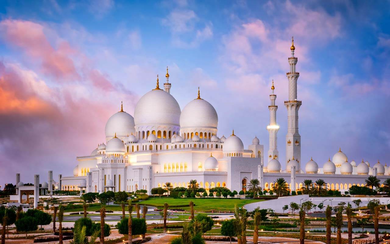 Daily life in the UAE: Interesting facts about the country, laws, and real estate Daily life in the UAE: Interesting facts about the country, laws, and real estate