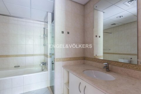 Apartment in Motor City, Dubai, UAE 3 bedrooms, 179.49 sq.m. № 20970 - photo 17