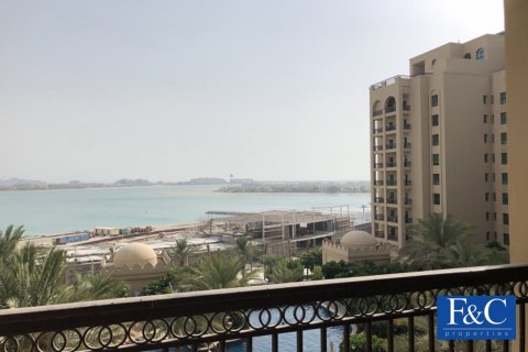 Apartment in FAIRMONT RESIDENCE in Palm Jumeirah, Dubai, UAE 2 bedrooms, 203.5 sq.m. № 44603 - photo 9