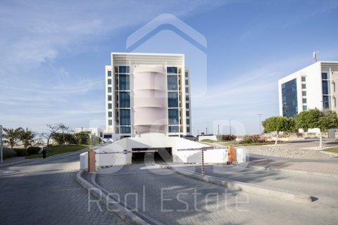Apartment in Mina Al Arab, Ras Al Khaimah, UAE 3 bedrooms, 193 sq.m. № 45278 - photo 11