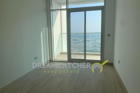 Apartment in Dubai Marina, UAE 2 bedrooms, 101.64 sq.m. № 40471 - photo 9