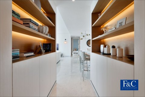 Apartment in Palm Jumeirah, Dubai, UAE 2 bedrooms, 183.9 sq.m. № 44678 - photo 14