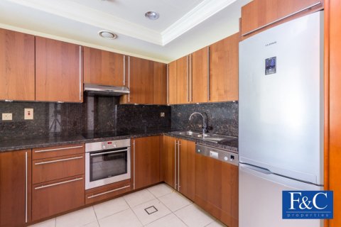 Apartment in FAIRMONT RESIDENCE in Palm Jumeirah, Dubai, UAE 2 bedrooms, 203.5 sq.m. № 44606 - photo 6