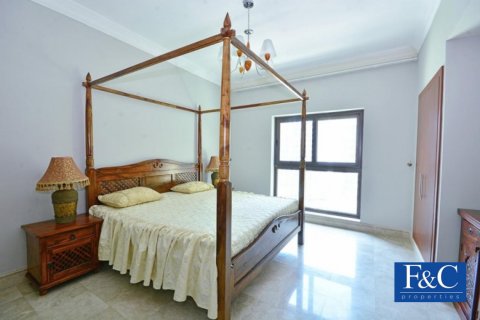Apartment in FAIRMONT RESIDENCE in Palm Jumeirah, Dubai, UAE 2 bedrooms, 165.1 sq.m. № 44605 - photo 3
