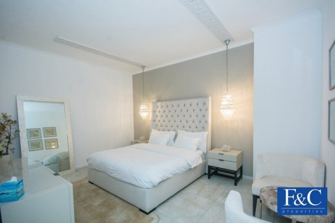Apartment in Downtown Dubai (Downtown Burj Dubai), UAE 3 bedrooms, 241.6 sq.m. № 44681 - photo 23