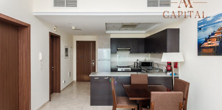 Apartment in Jumeirah Village Triangle, Dubai, UAE 1 bedroom, 72.5 sq.m. № 698