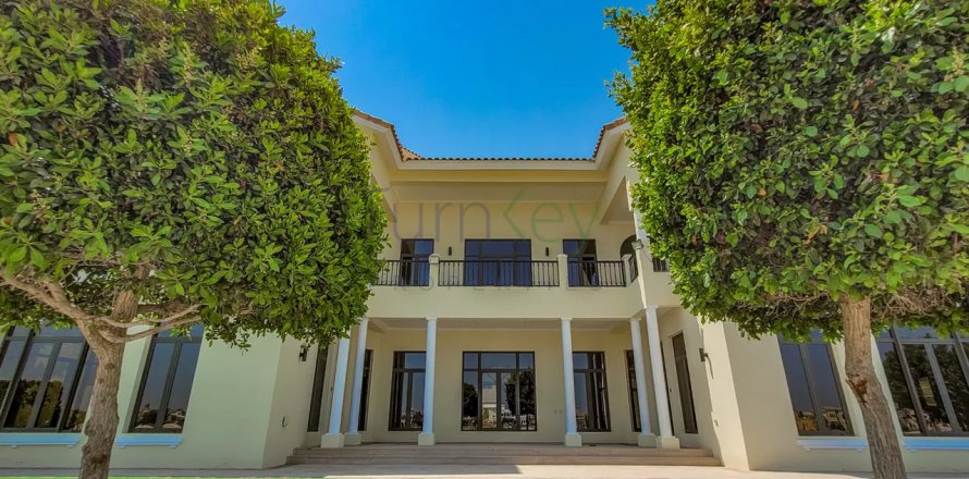 Villa in Palm Jumeirah, Dubai, UAE 6 bedrooms, 650 sq.m. № 50265