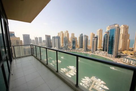 Apartment in Dubai Marina, Dubai, UAE 2 bedrooms, 131 sq.m. № 56212 - photo 1
