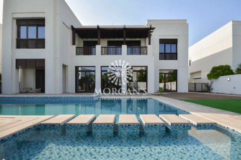 Villa in Mohammed Bin Rashid City, Dubai, UAE 6 bedrooms, 1130 sq.m. № 50669 - photo 1