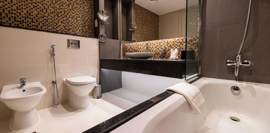 Apartment in UPPER CREST in Downtown Dubai (Downtown Burj Dubai), UAE 3 bedrooms, 471 sq.m. № 61738