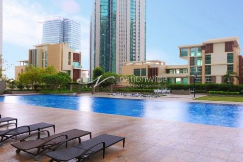 Apartment in Al Reem Island, Abu Dhabi, UAE 3 bedrooms, 162 sq.m. № 62617 - photo 14