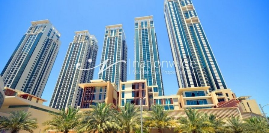 Apartment in Al Reem Island, Abu Dhabi, UAE 3 bedrooms, 162 sq.m. № 62617