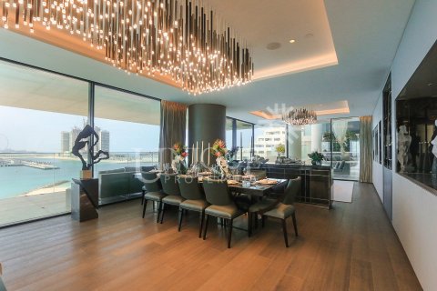 Apartment in Palm Jumeirah, Dubai, UAE 3 bedrooms, 666 sq.m. № 66612 - photo 5