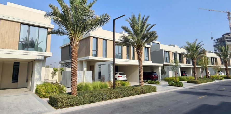 CLUB VILLAS in Dubai Hills Estate, UAE № 61558