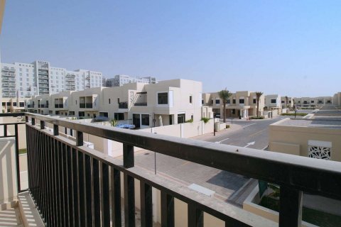 SAFI TOWNHOUSES in Town Square, Dubai, UAE № 57708 - photo 5