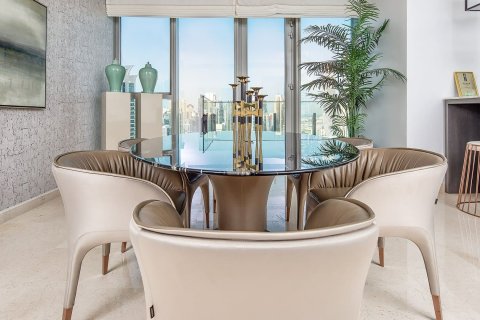Apartment in THE RESIDENCES JLT in Jumeirah Lake Towers, Dubai, UAE 3 bedrooms, 172 sq.m. № 58765 - photo 3