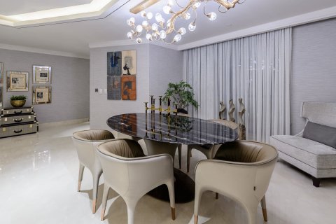 Apartment in THE RESIDENCES JLT in Jumeirah Lake Towers, Dubai, UAE 5 bedrooms, 601 sq.m. № 58768 - photo 8