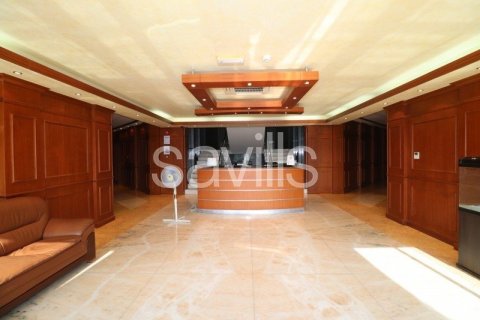 Warehouse in Sharjah Airport Freezone (SAIF), UAE 1605.4 sq.m. № 67665 - photo 2