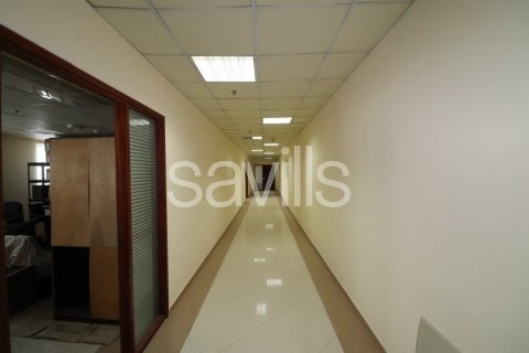 Warehouse in Sharjah Airport Freezone (SAIF), UAE 1605.4 sq.m. № 67665 - photo 7