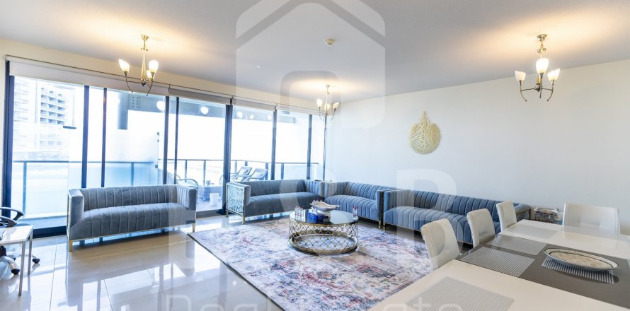 Apartment in Mina Al Arab, Ras Al Khaimah, UAE 3 bedrooms, 193 sq.m. № 45278