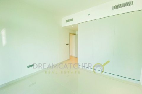 Apartment in Dubai Harbour, UAE 2 bedrooms, 105.91 sq.m. № 70268 - photo 4