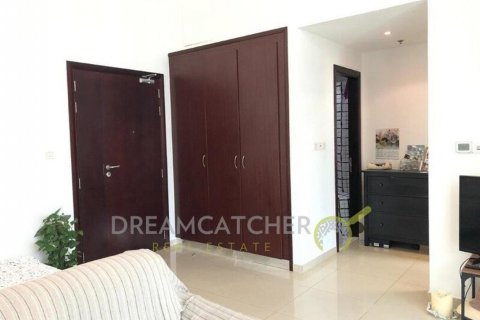 Apartment in DEC TOWERS in Dubai Marina, UAE 57.41 sq.m. № 70257 - photo 2