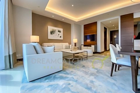 Apartment in Dubai, UAE 2 bedrooms, 157.93 sq.m. № 70318 - photo 2