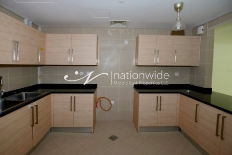 Apartment in RAK TOWER in Al Reem Island, Abu Dhabi, UAE 3 bedrooms, 200 sq.m. № 54993 - photo 13