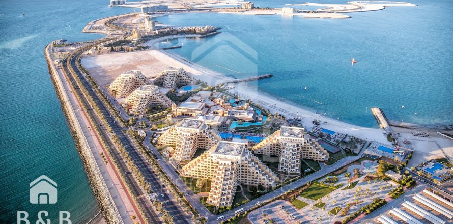 Apartment in Al Marjan Island, Ras Al Khaimah, UAE 2 bedrooms, 145.7 sq.m. № 67121