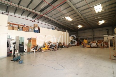 Warehouse in Sharjah Airport Freezone (SAIF), UAE 1605.4 sq.m. № 67665 - photo 16