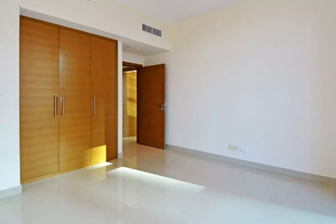 Apartment in Downtown Dubai (Downtown Burj Dubai), Dubai, UAE 2 bedrooms, 1580 sq.m. № 81249 - photo 2