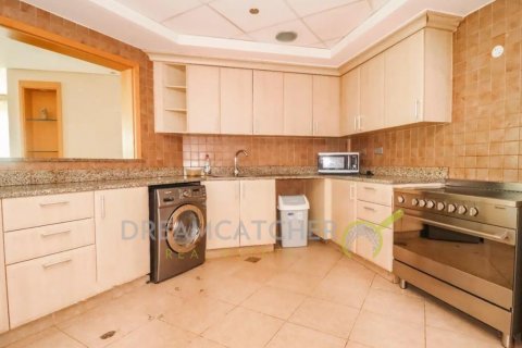 Apartment in Palm Jumeirah, Dubai, UAE 3 bedrooms, 205.50 sq.m. № 81091 - photo 5